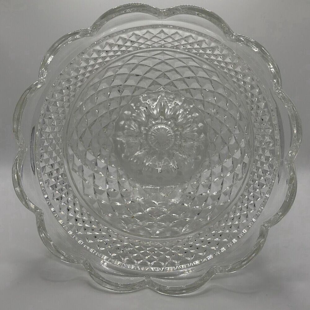 Vintage Anchor Hocking Wexford Diamond Pattern Pedestal Bowl - Picture 2 of 5